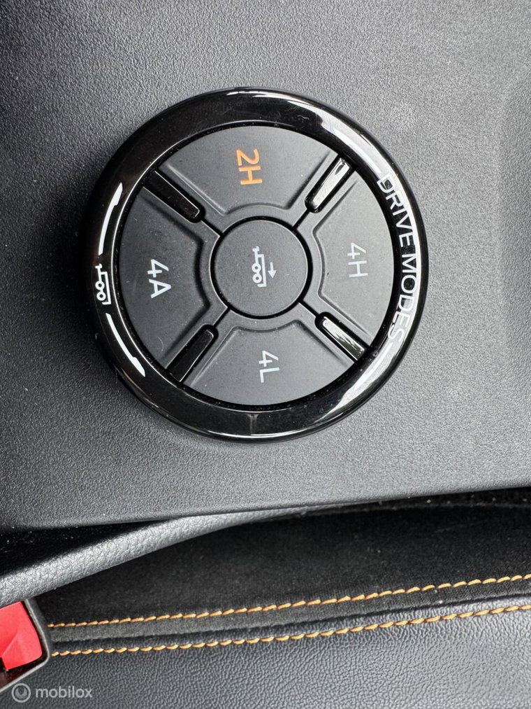 Vehicle Image 26