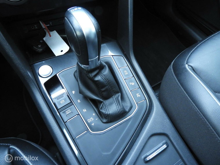 Vehicle Image 27