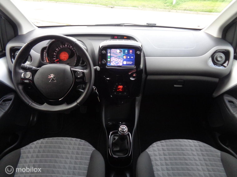 Vehicle Image 35