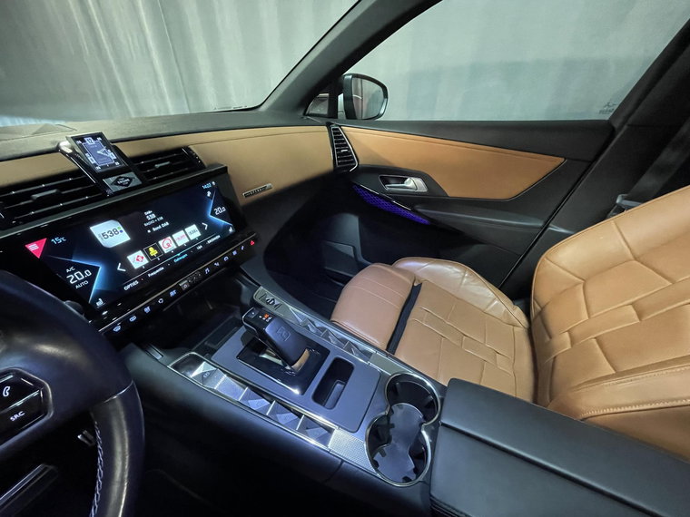 Vehicle Image 37
