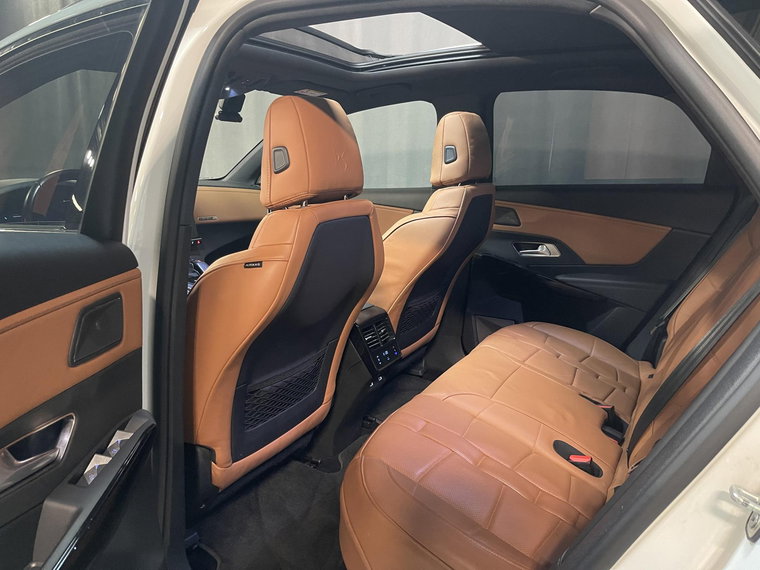 Vehicle Image 47