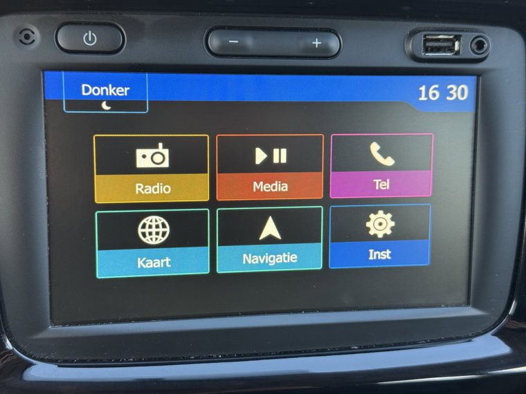 Vehicle Image 18