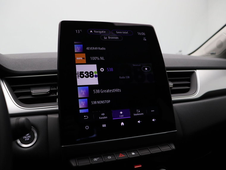 Vehicle Image 35