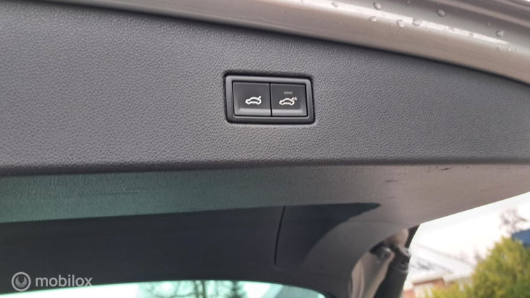 Vehicle Image 39