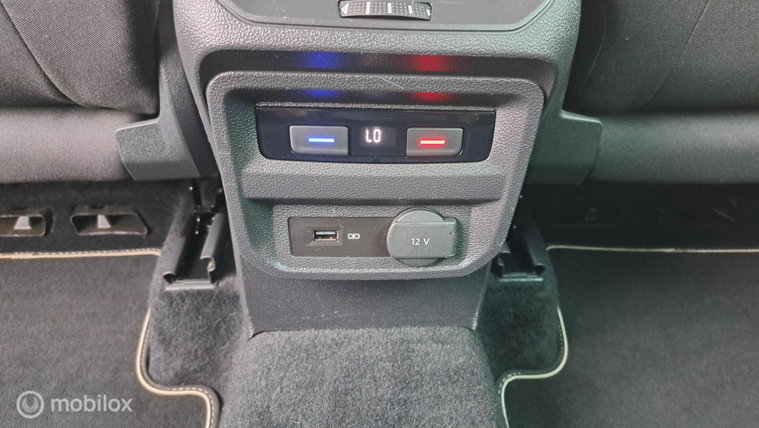 Vehicle Image 41