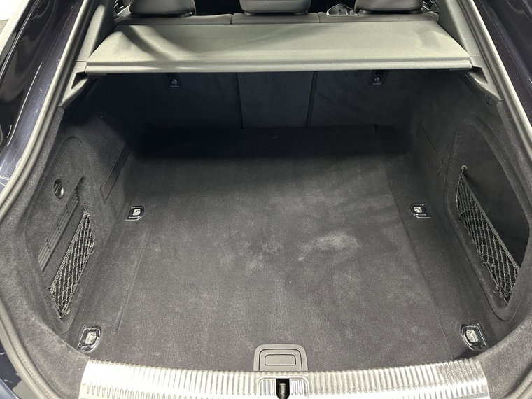 Vehicle Image 38
