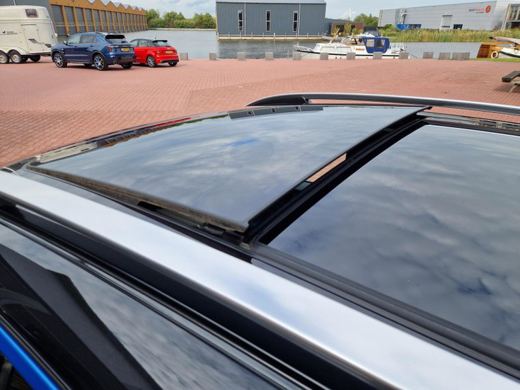 Vehicle Image 39