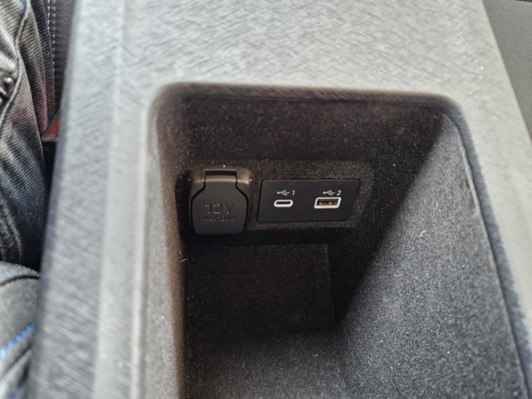 Vehicle Image 41