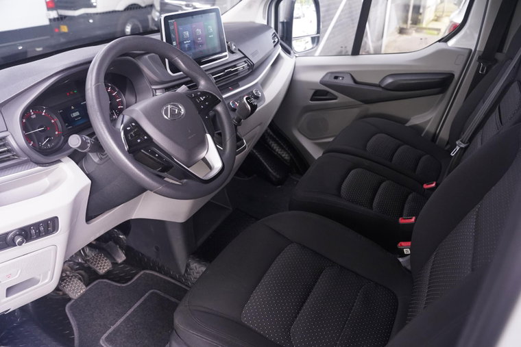 Vehicle Image 20