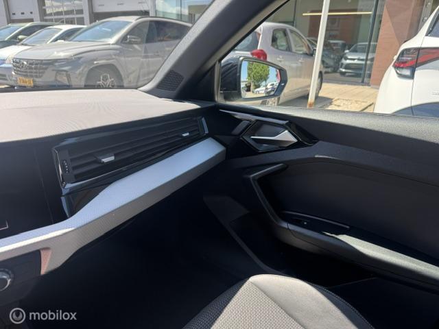 Vehicle Image 39