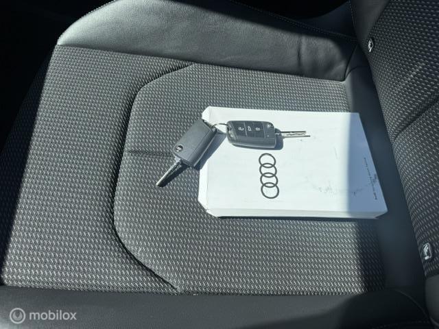 Vehicle Image 40