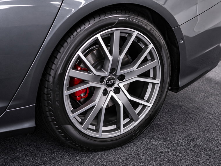 Vehicle Image 30