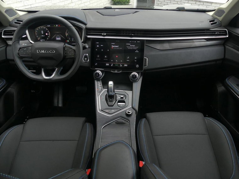 Vehicle Image 11