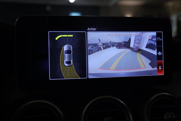 Vehicle Image 28