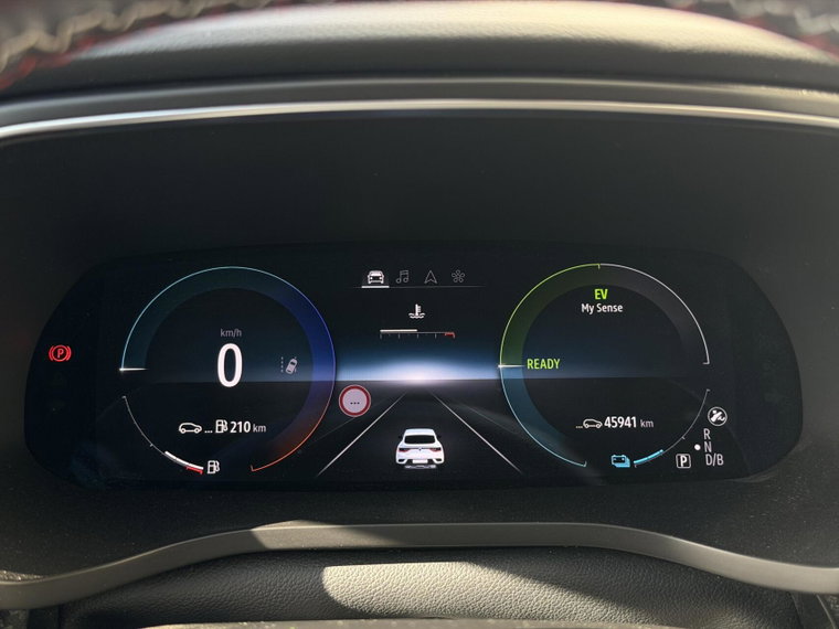 Vehicle Image 15