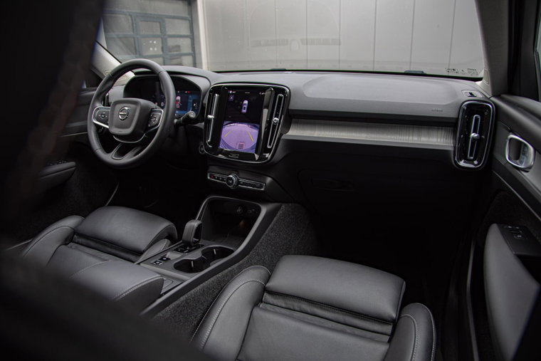 Vehicle Image 18