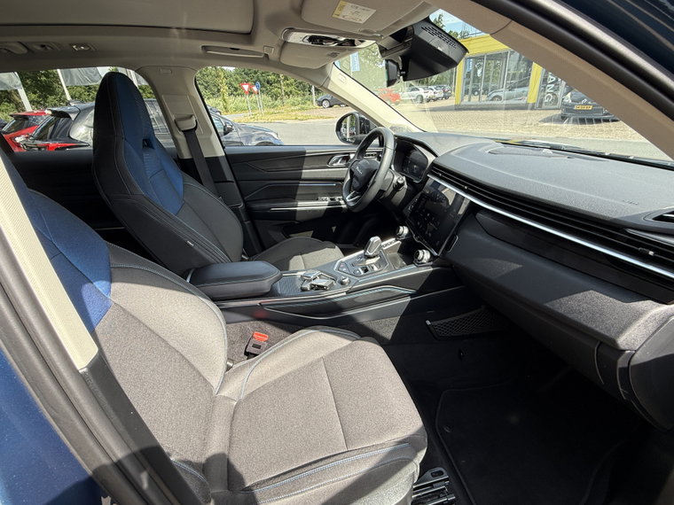Vehicle Image 31