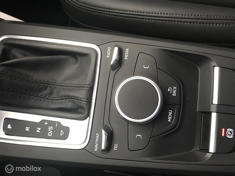 Vehicle Image 20