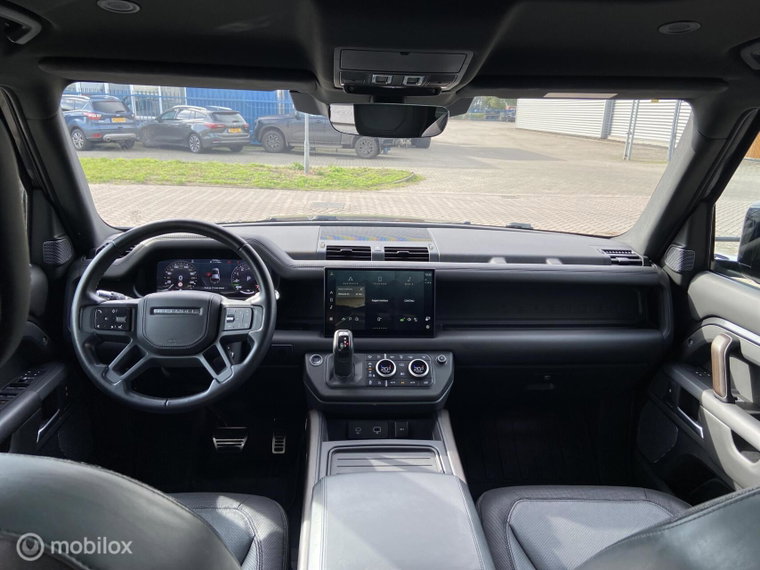 Vehicle Image 23