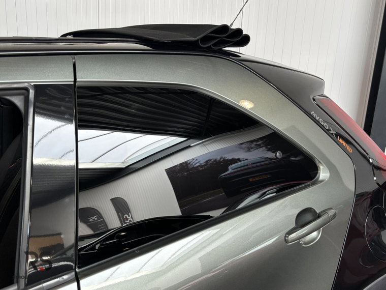 Vehicle Image 21