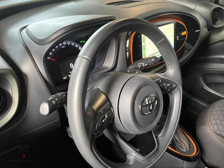 Vehicle Image 31