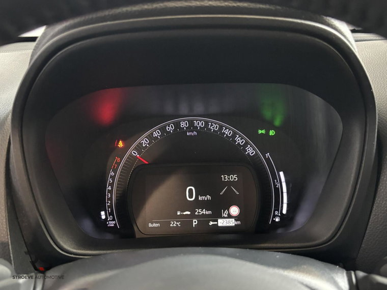 Vehicle Image 32