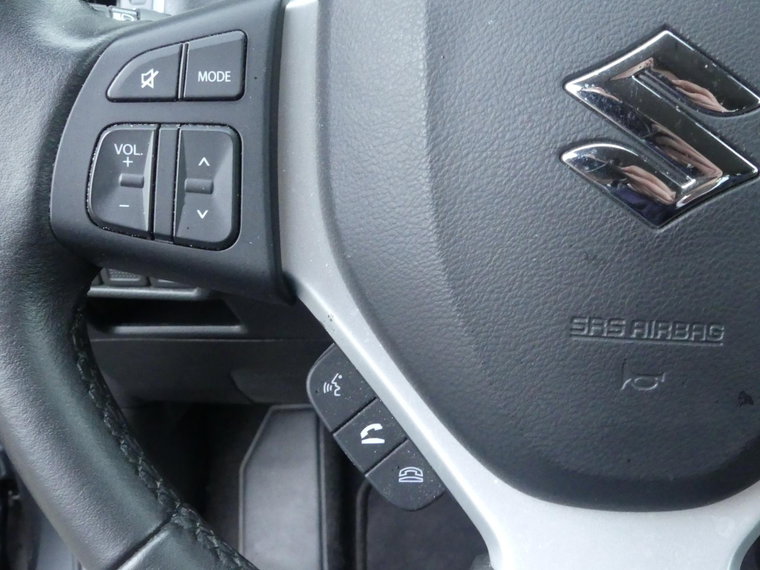 Vehicle Image 17