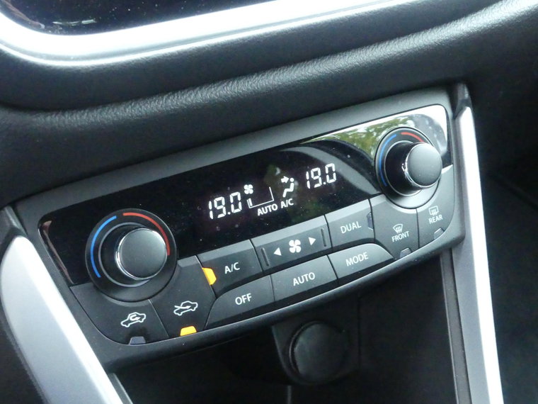 Vehicle Image 26