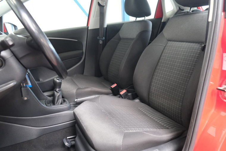Vehicle Image 14