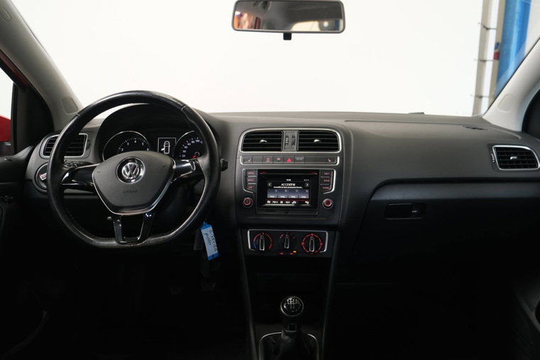 Vehicle Image 15