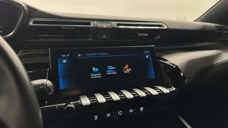 Vehicle Image 35