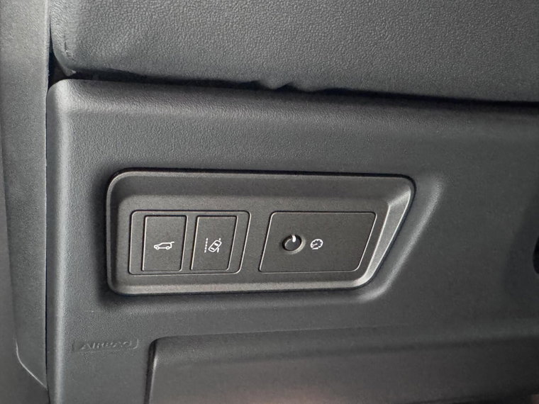 Vehicle Image 48
