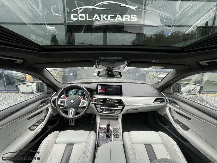 Vehicle Image 33