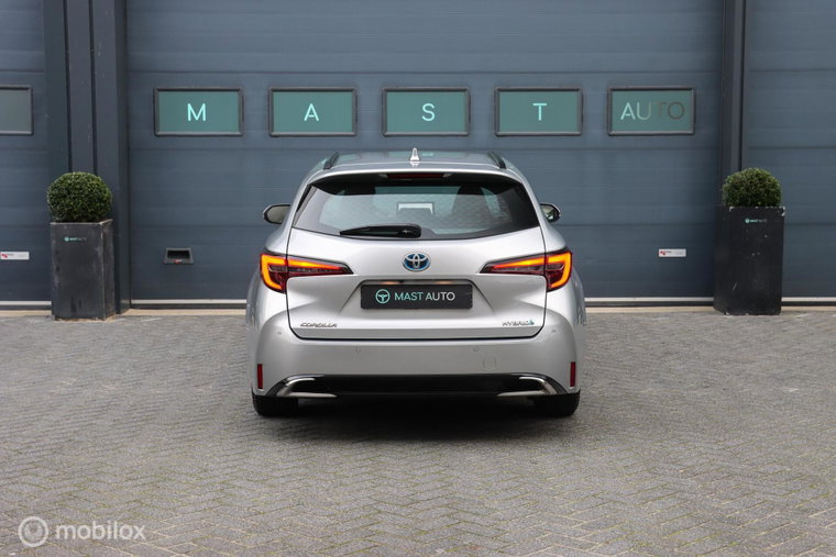 Vehicle Image 9