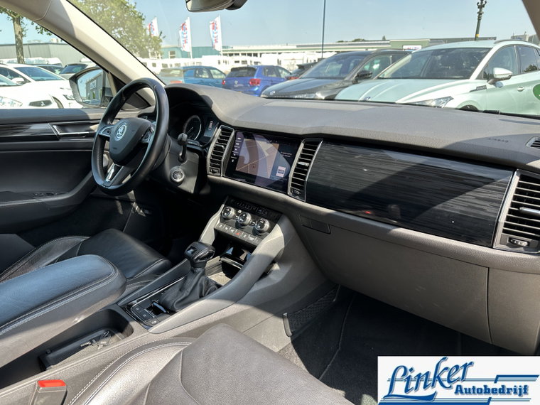 Vehicle Image 37