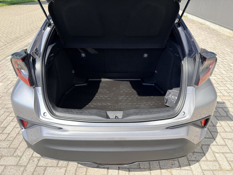 Vehicle Image 23
