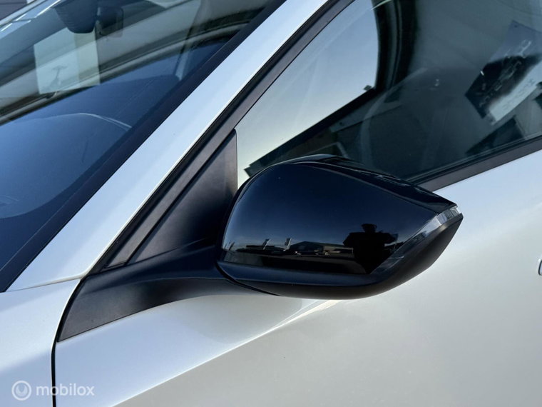 Vehicle Image 33