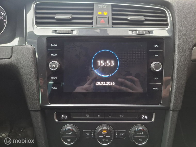 Vehicle Image 15
