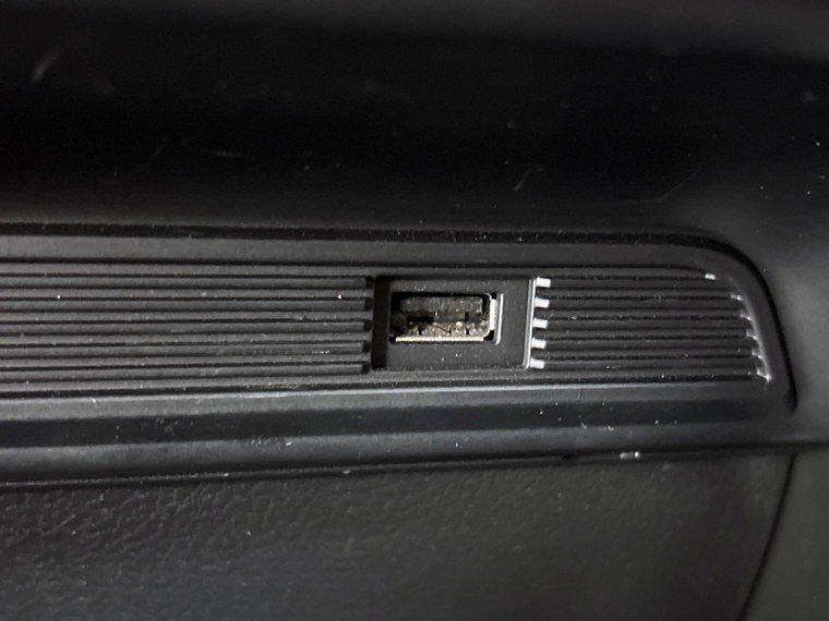 Vehicle Image 35
