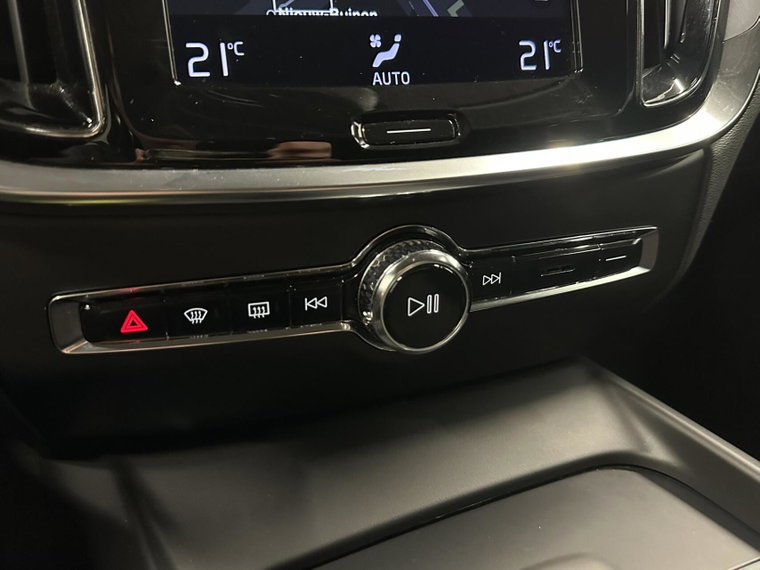 Vehicle Image 41
