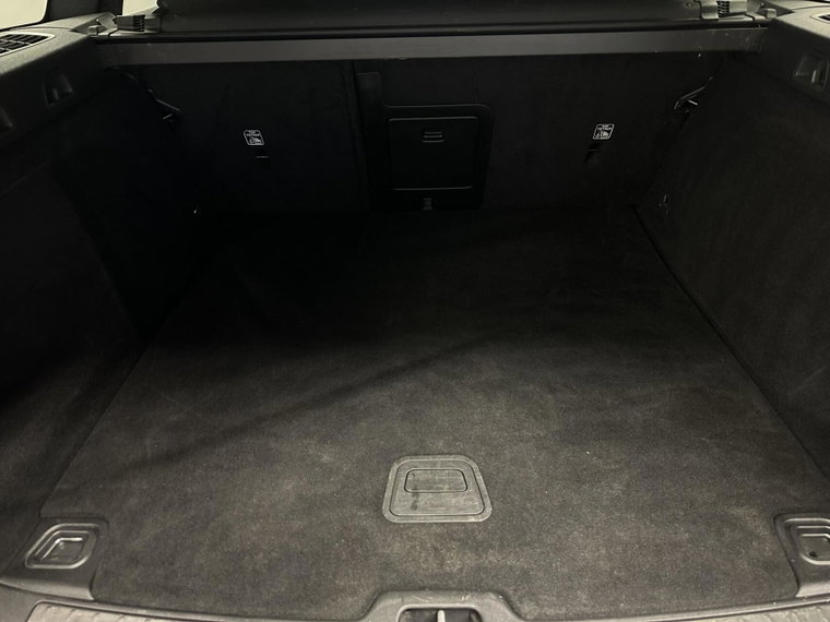 Vehicle Image 48