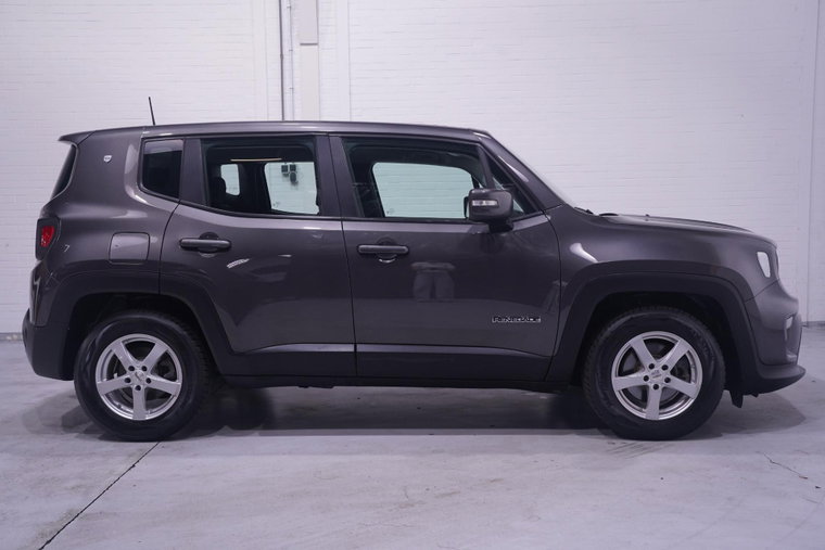 Vehicle Image 17