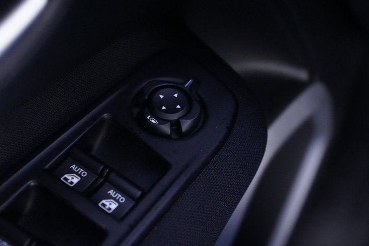 Vehicle Image 26
