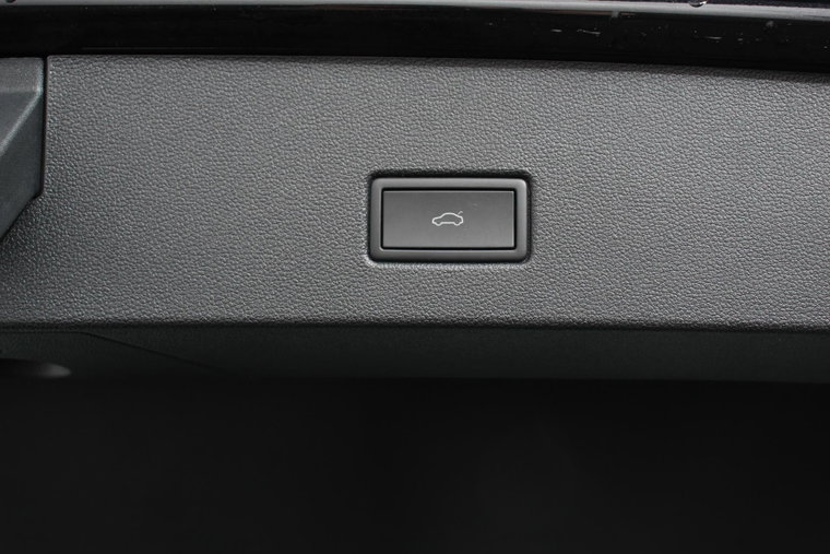 Vehicle Image 27