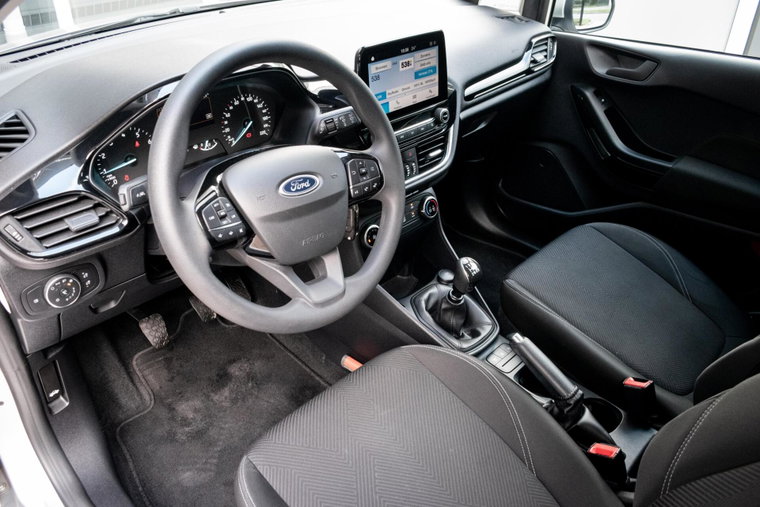 Vehicle Image 36
