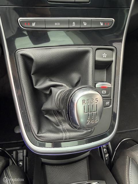 Vehicle Image 27