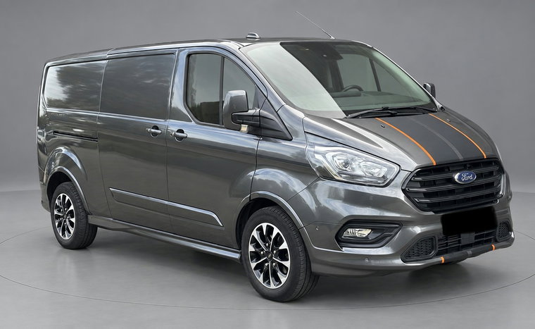 Vehicle Image 5