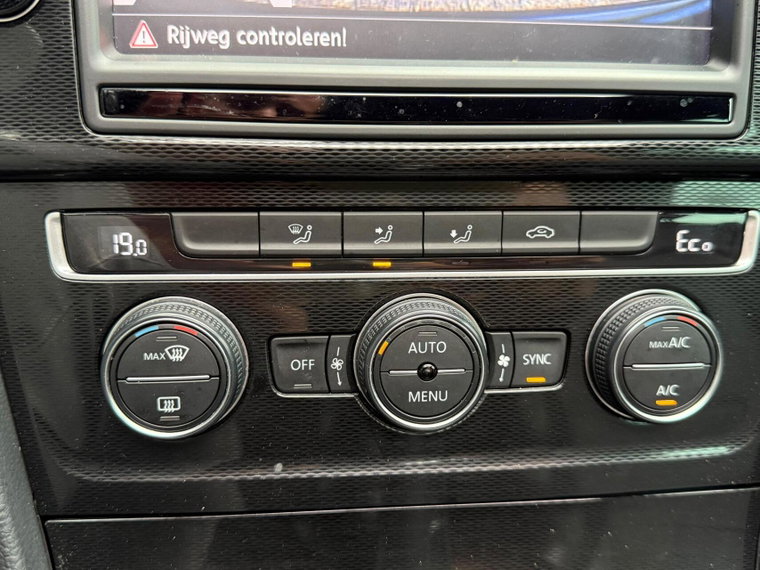 Vehicle Image 29
