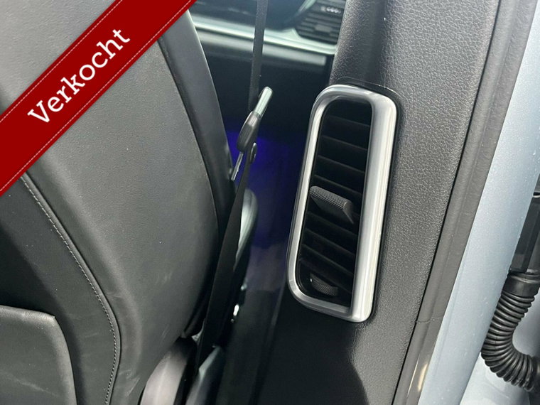 Vehicle Image 39
