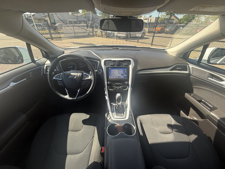 Vehicle Image 13